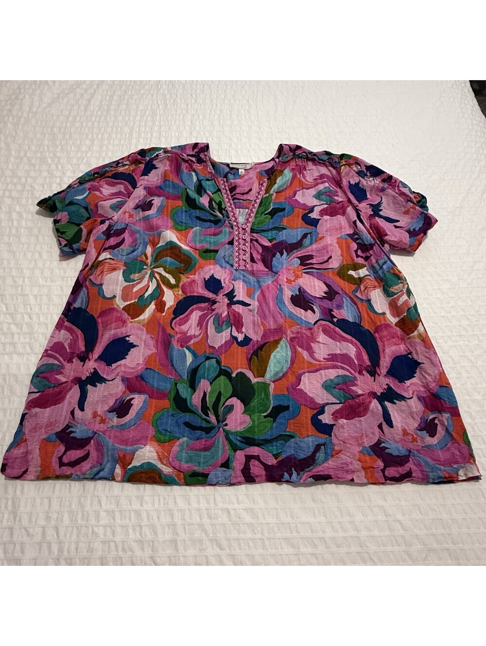 Johnny Was Workshop 2X Floral Print Split V-Neck Top Short Sleeve Boho Blouse